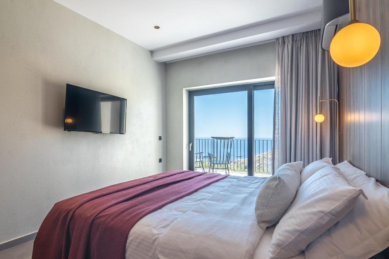 Metatulia Villa ปลาเกียส ภายนอก รูปภาพ