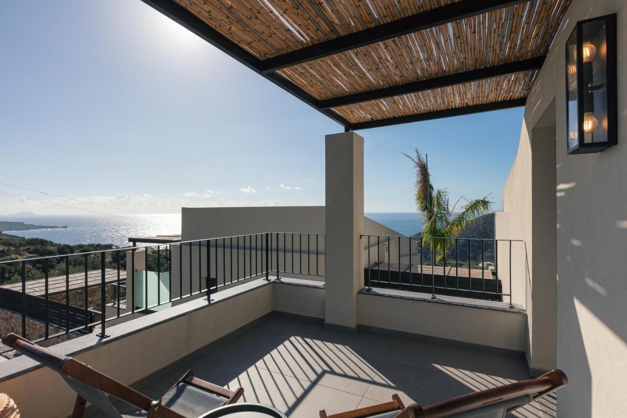 Metatulia Villa ปลาเกียส ภายนอก รูปภาพ